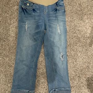 Maternity Capri Jeans